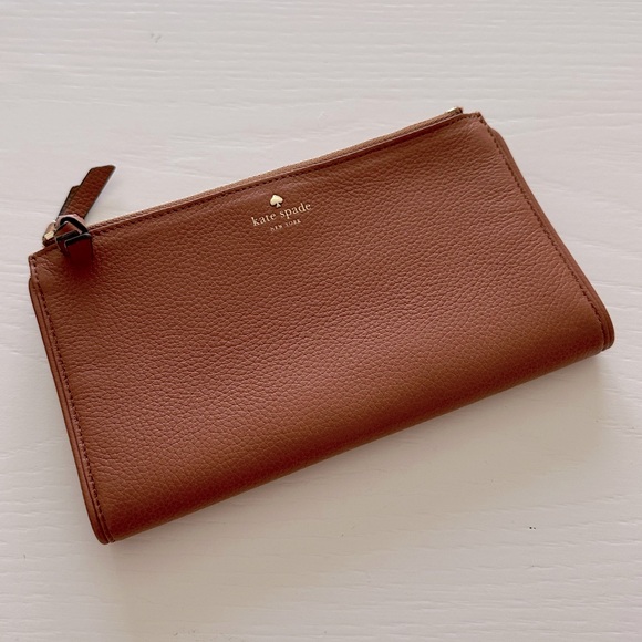 Kate Spade Wallet - Picture 1 of 5